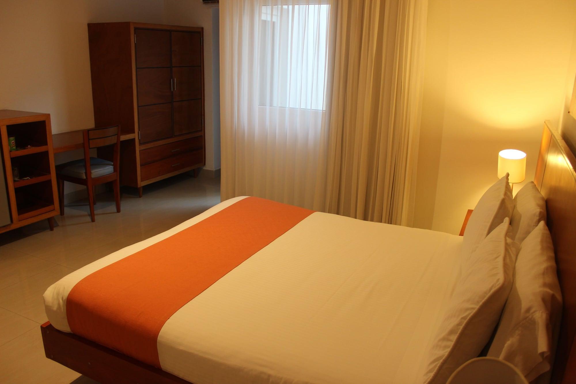 Hotel Atrium Plaza บาร์รังกีญา ภายนอก รูปภาพ