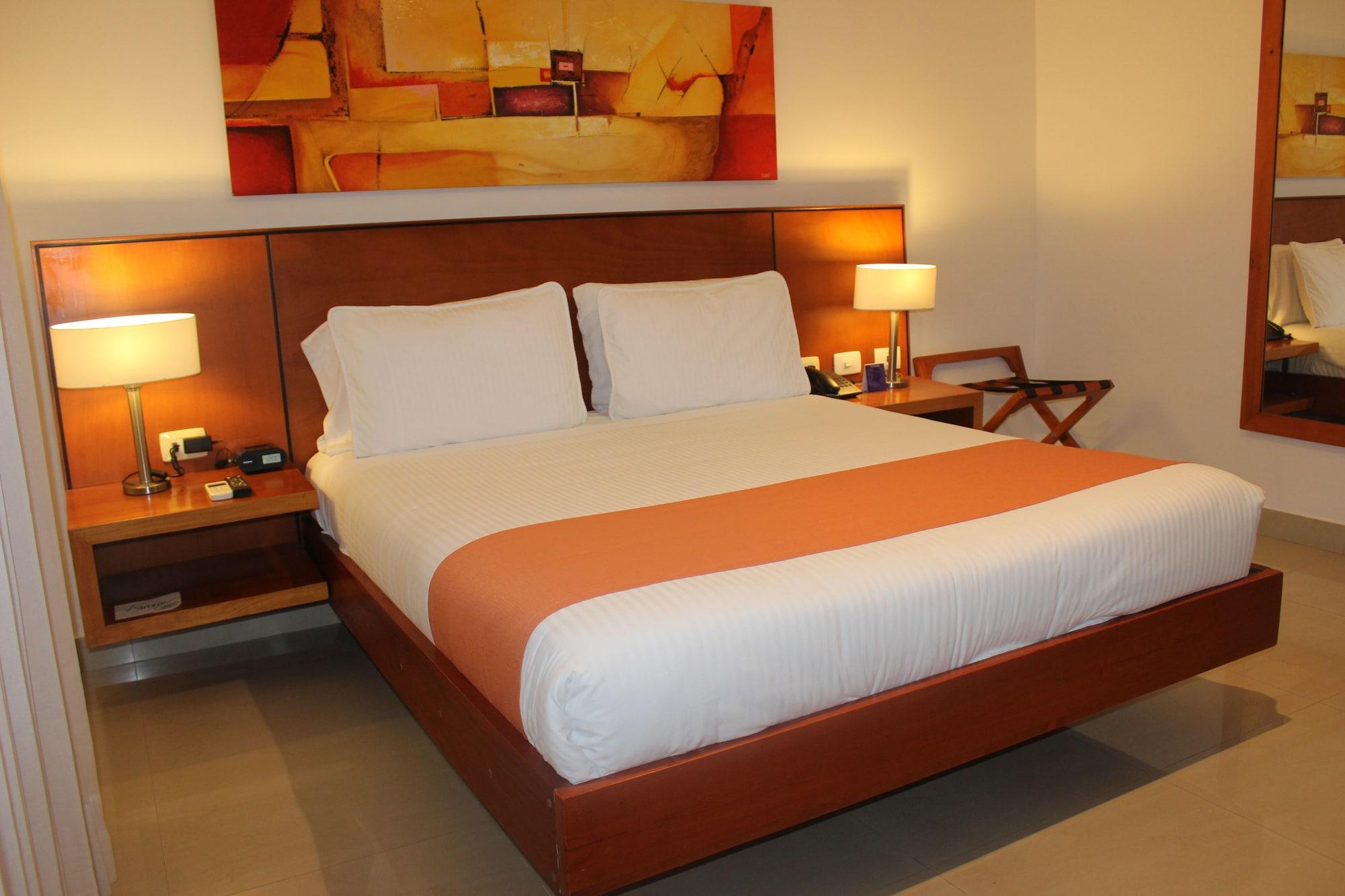Hotel Atrium Plaza บาร์รังกีญา ภายนอก รูปภาพ
