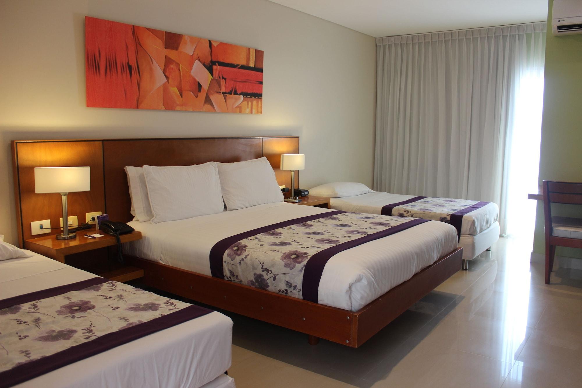 Hotel Atrium Plaza บาร์รังกีญา ภายนอก รูปภาพ