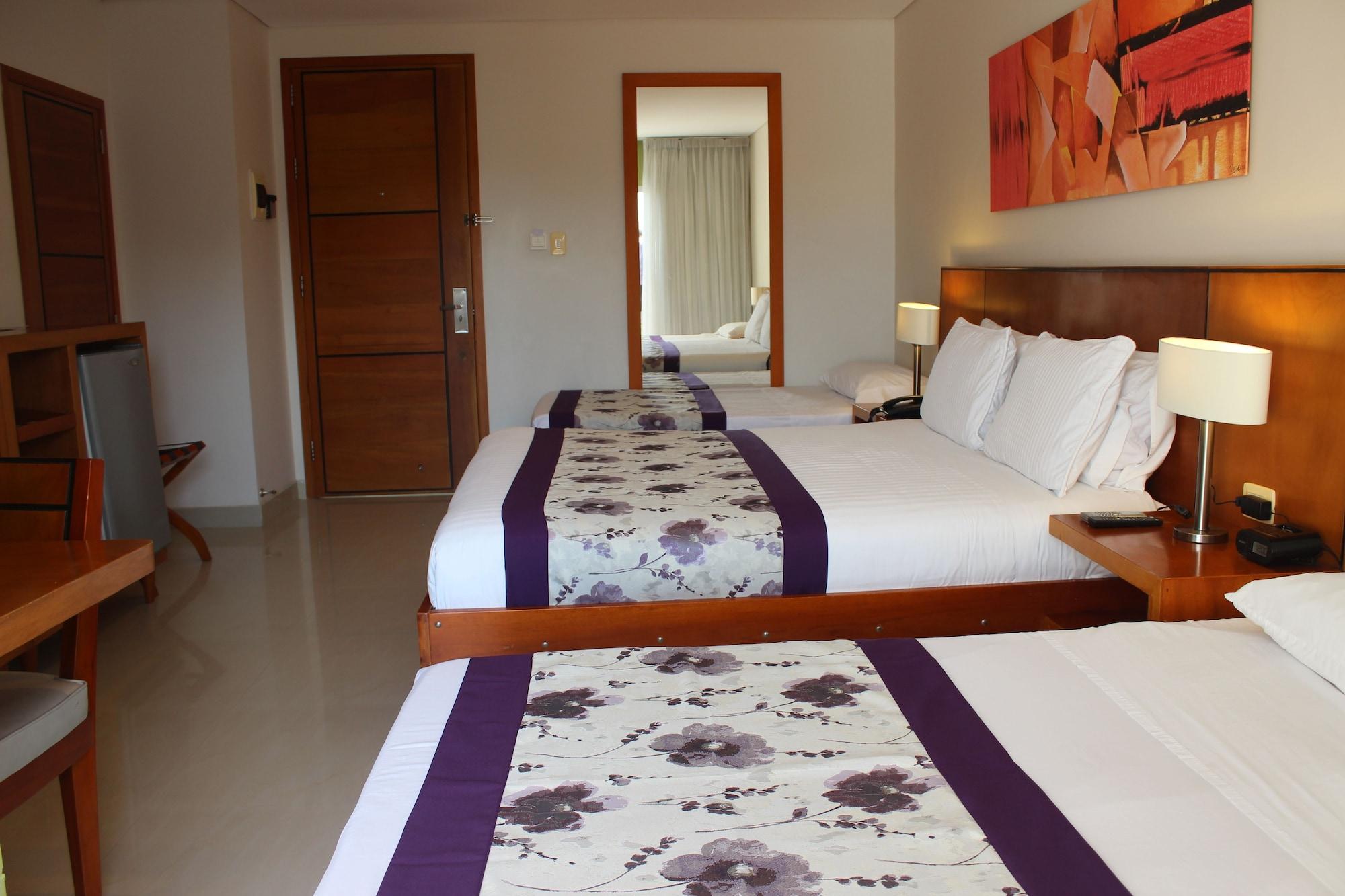 Hotel Atrium Plaza บาร์รังกีญา ภายนอก รูปภาพ