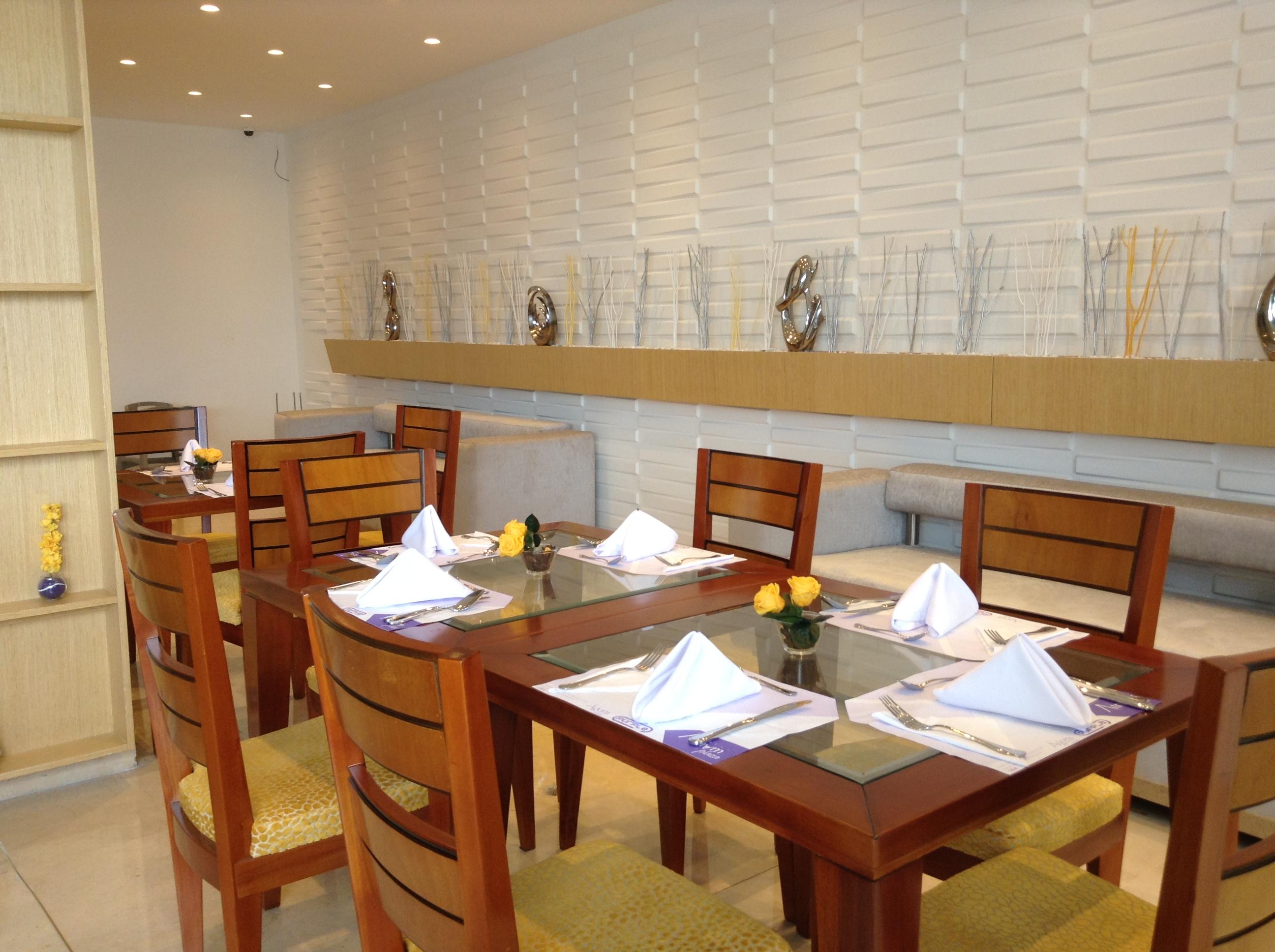 Hotel Atrium Plaza บาร์รังกีญา ภายนอก รูปภาพ