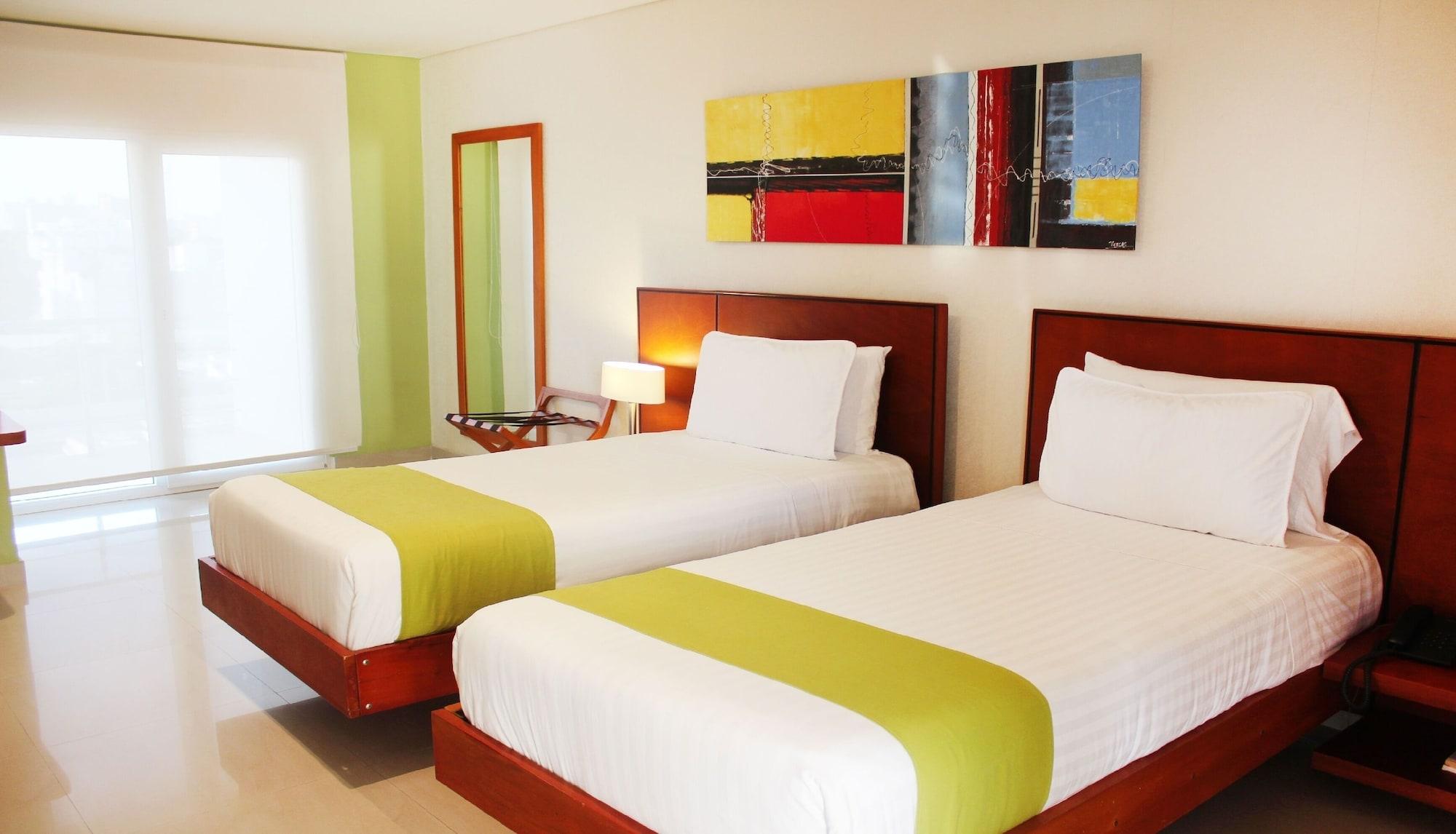 Hotel Atrium Plaza บาร์รังกีญา ภายนอก รูปภาพ