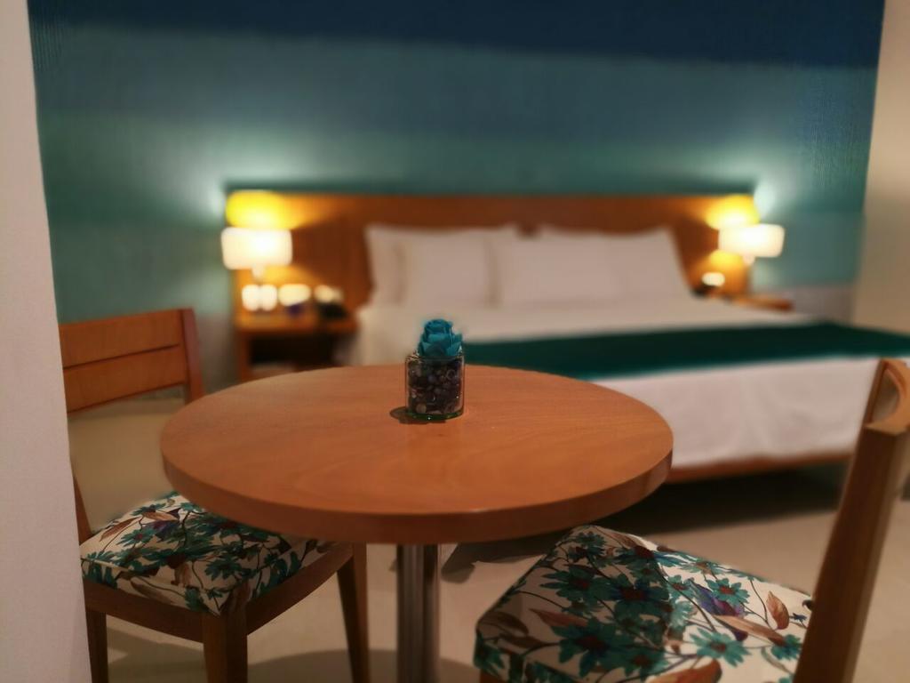 Hotel Atrium Plaza บาร์รังกีญา ภายนอก รูปภาพ